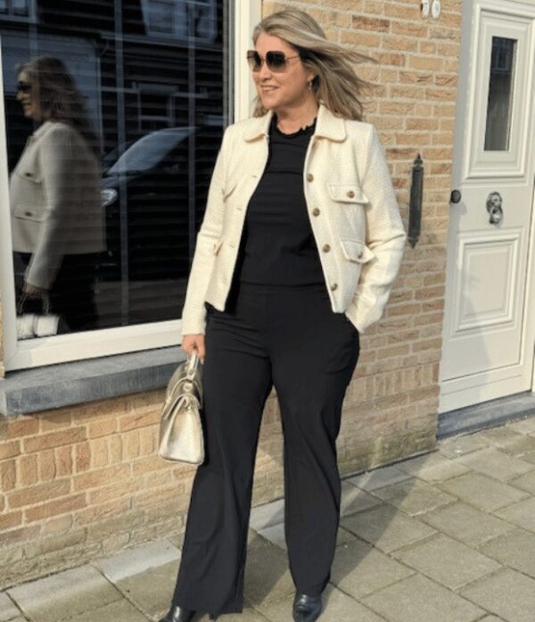 Travel pantalon met gouden knopen