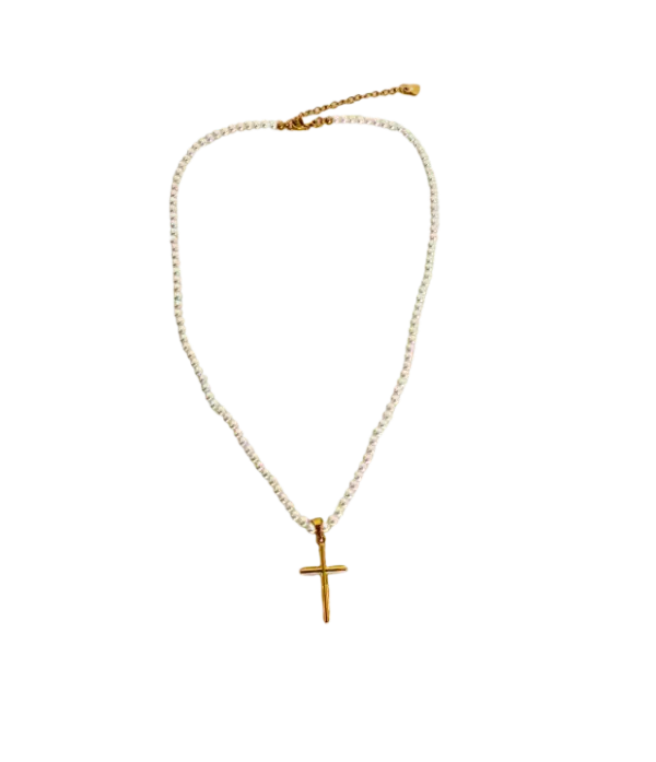 parelketting met kruisje