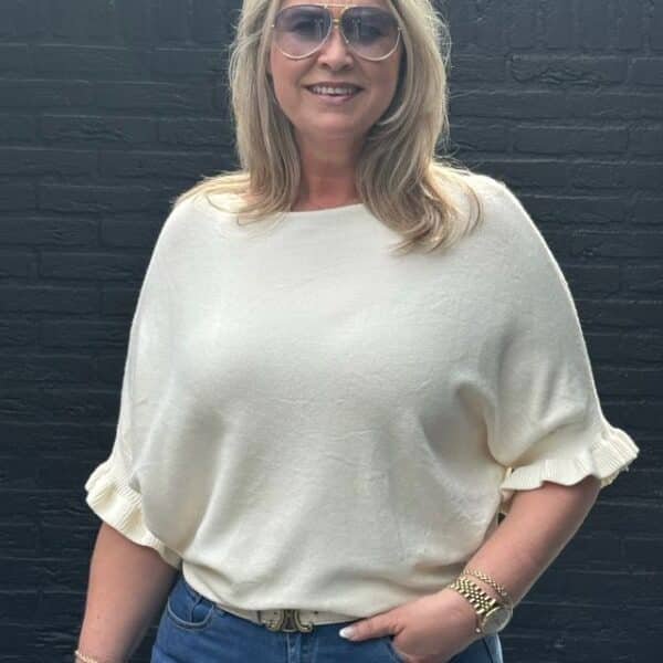 Vlindertrui ruffle mouw offwhite