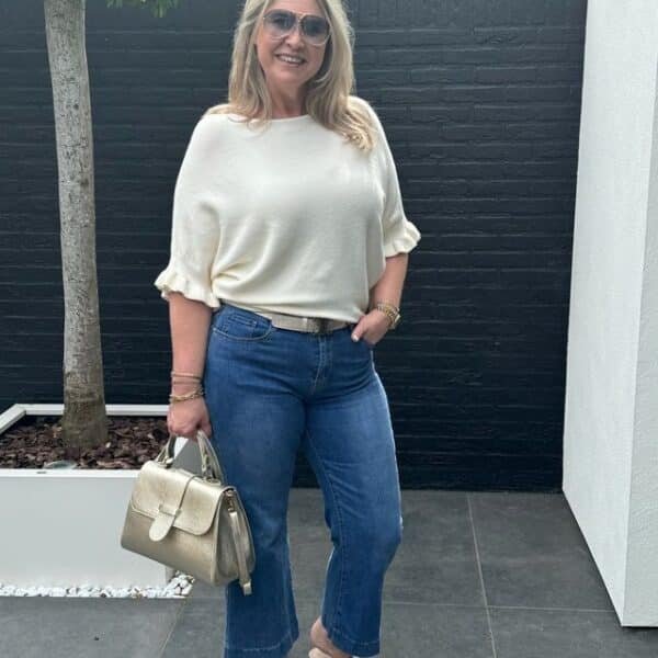 Vlindertrui ruffle mouw wit