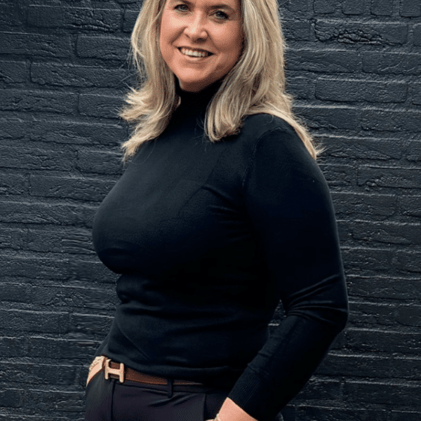 coltrui zwart hamilton sisters