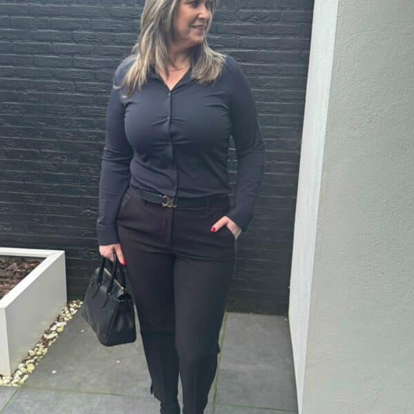 Basic Travelstof Blouse zWART Vera Jo Basic Travelstof Blouse zWART Vera Jo