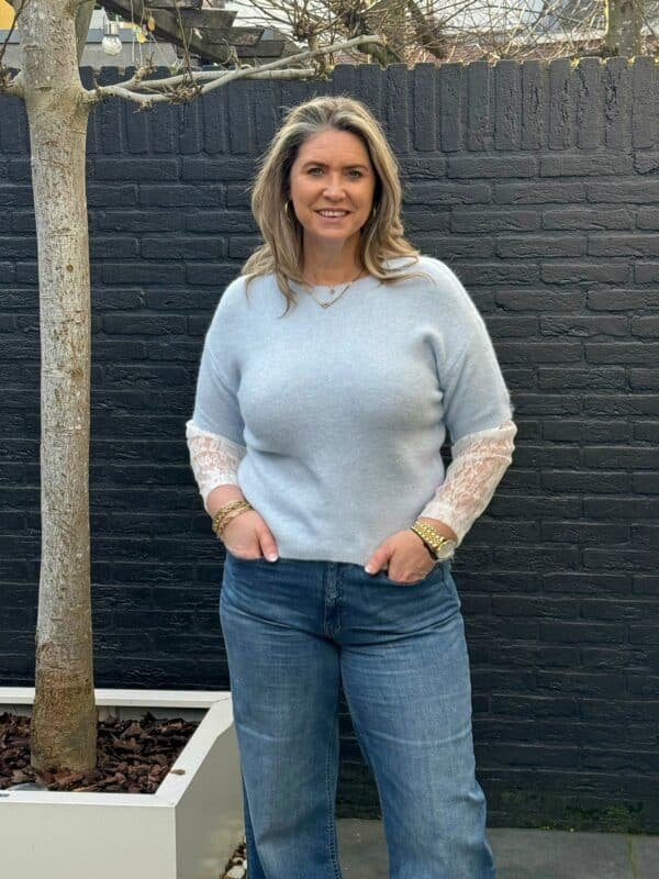 Trui met Kanten Mouw Licht Blauw Kilky