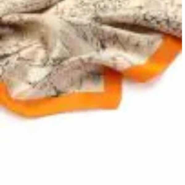 Sjaal Beige met Oranje Bloemenprint 70 x 70 cm