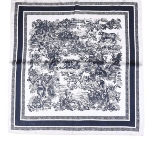 Sjaal Blauw-Wit met Print – Tijdloos & Fris