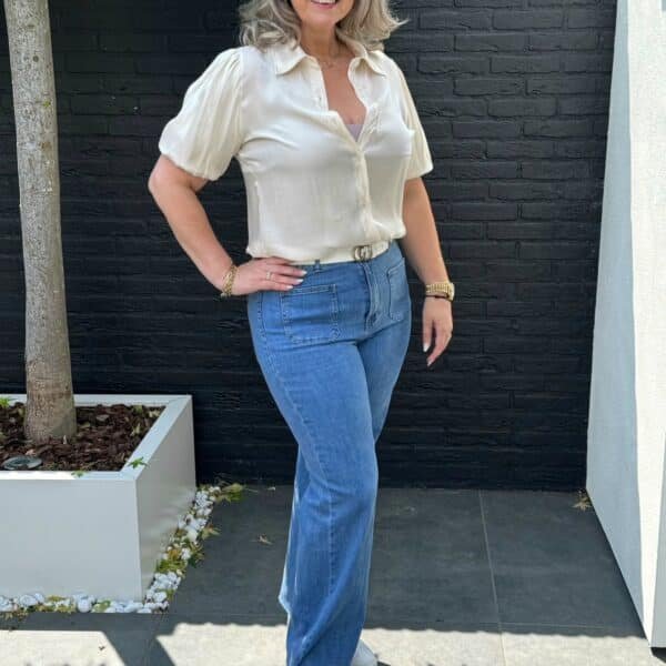 Blouse glanzend met pofmouw beige – Gemma Ricceri