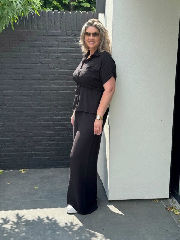 Pak zwart met blouse en broek Biba
