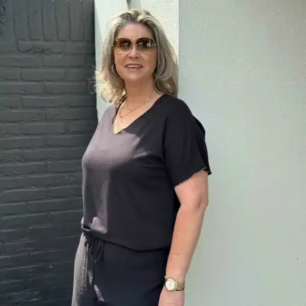 Zwarte top met gouden randje – Gemma Ricceri