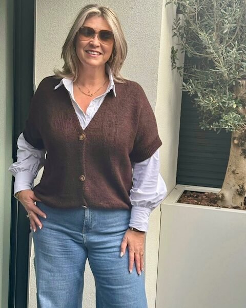 gebreid gilet donkerbruin gebreid gilet donkerbruin