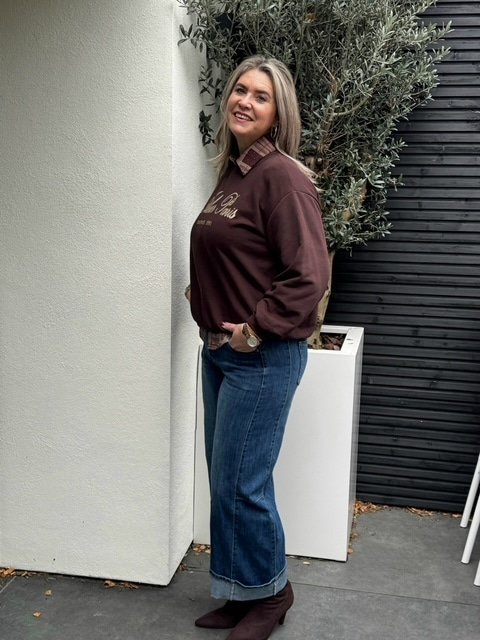 Sweater Paris met gouden tekst Gemma Ricceri