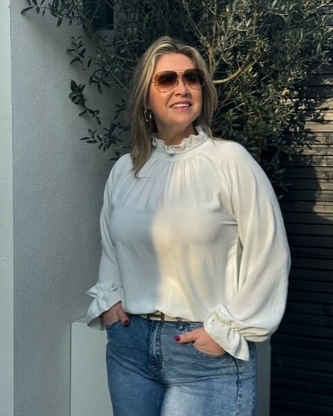 Blouse met Roezel Kraag Wit Azzurro