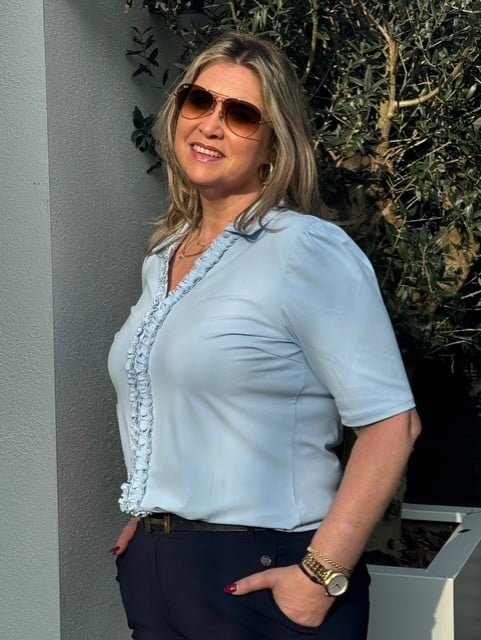 Triple Nine blouse rouches lichtblauw 5931