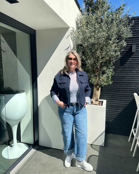 Blouse Jasje met rits donkerblauw Vera Jo Blouse Jasje met rits donkerblauw Vera Jo