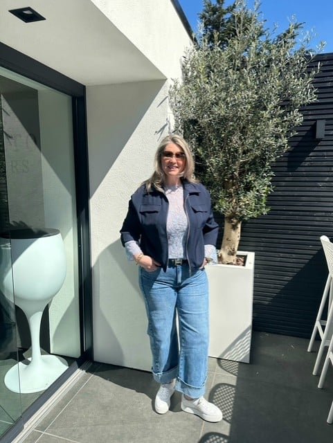 Blouse Jasje met rits donkerblauw Vera Jo Blouse Jasje met rits donkerblauw Vera Jo