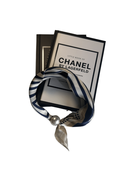 Sjaaltje met parel sluiting - blauw beige